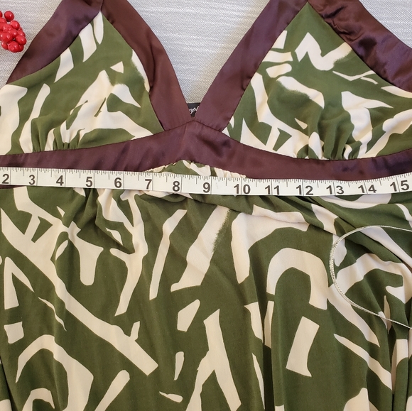 Simply Irresistible Dress - Picture 6 of 6